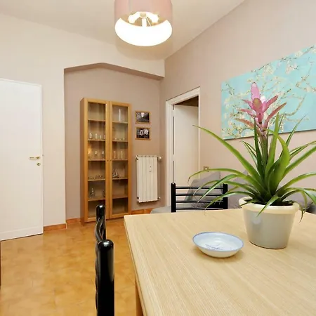 Aldo's Place *