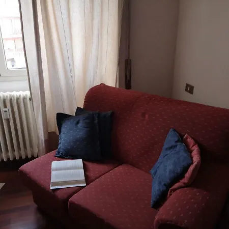 Checchi House Apartment *