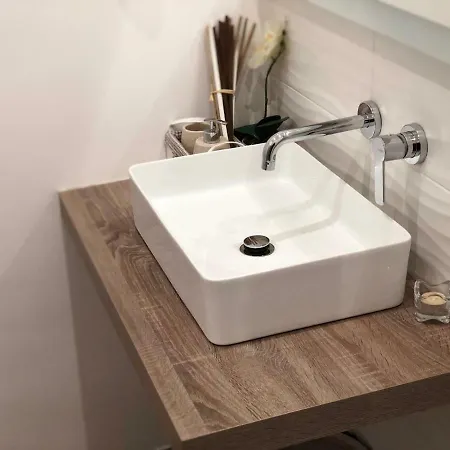 Pantheon Luxury 아파트