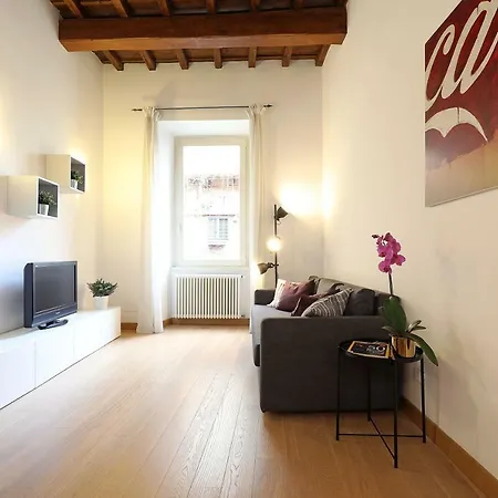 Appartamento Croce 77 Central *