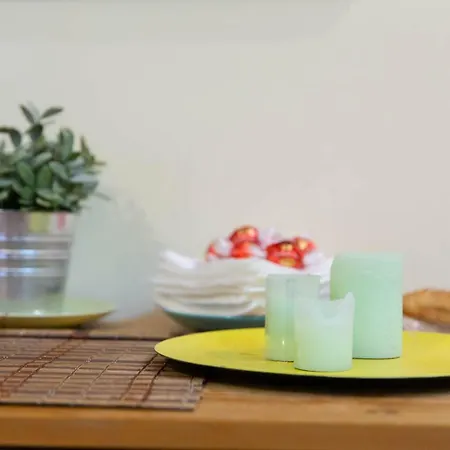 Sunny Apartment *