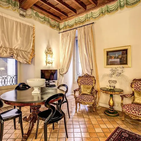 Sumptuous By Piazza Navona Appartamento