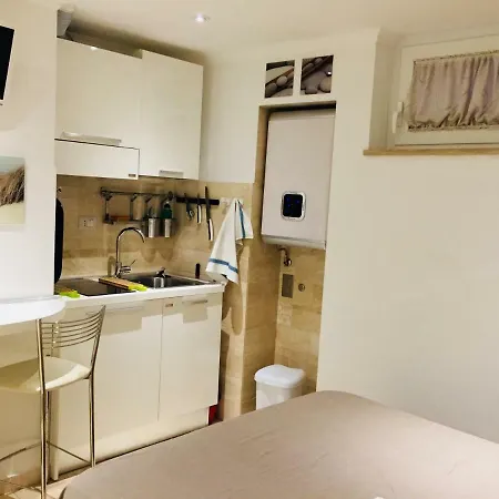 Mini Flat Apartment Rome
