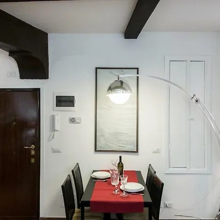 Apartment Campo De' Fiori Rome