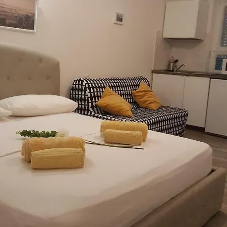 Superior Studio Flat - Vatican Apartment Rome