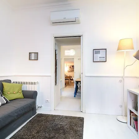 Lovely With Garden In Vatican Museums Trastevere Apartment *