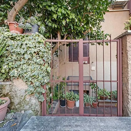 Holiday home Casa Con Giardino San Giovanni