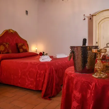 Sweet Sweet Navona Apartment