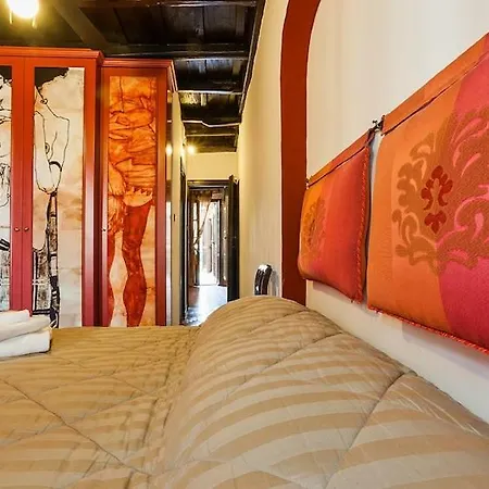 Apartment Charming Roman Holidays In Trastevere Rome