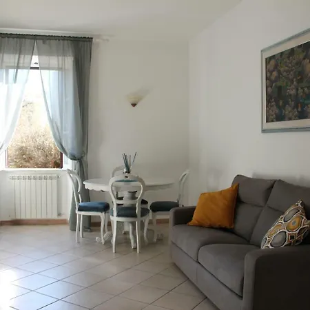 Appartament Piramide Cestia Apartment *