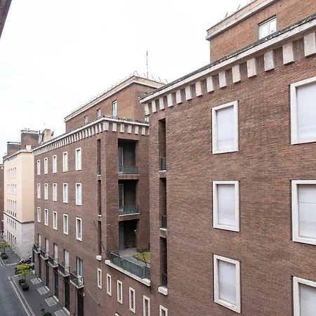 Via Del Corso *