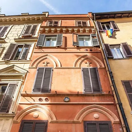 Cozy Campo De Fiori Apartment Rome