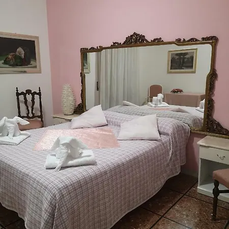 La Casa Di Chiara Rome