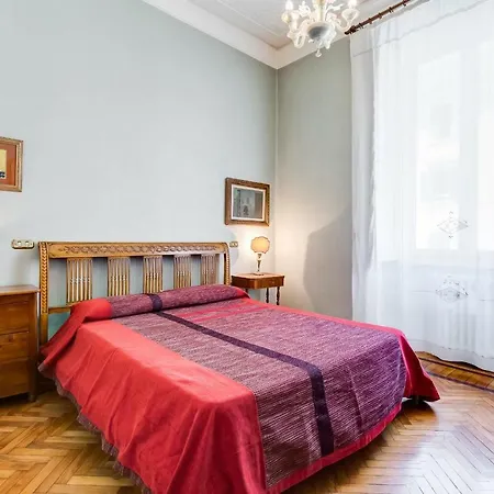 Apartment Tibullo - Classic & Elegant Center *