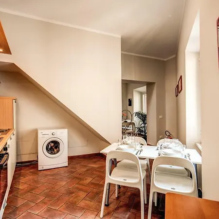 Appartamento Via Del Monte Della Farina Rome