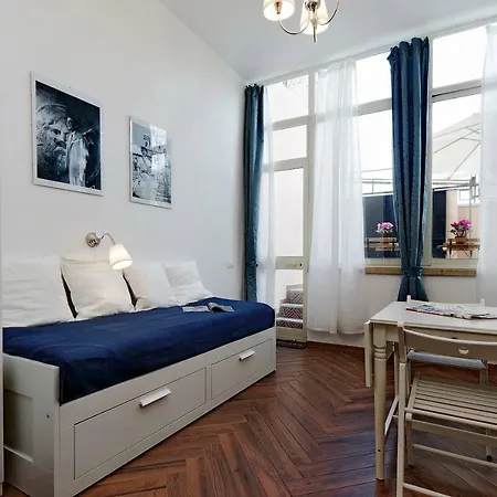 Domus Ponte Milvio רומא
