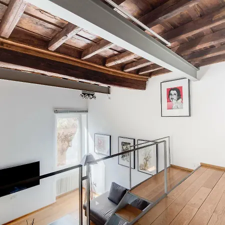 Loft In Trastevere Apartment