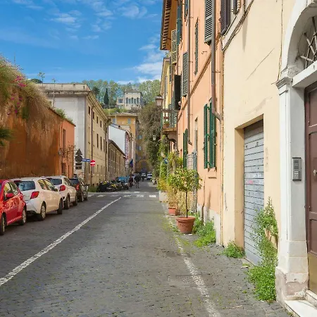 Apartment Loft In Trastevere