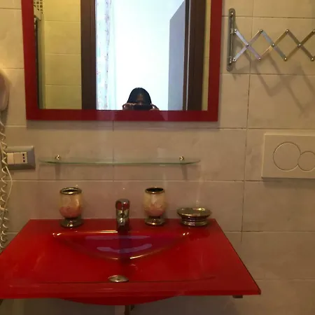 La Casa Di Elena