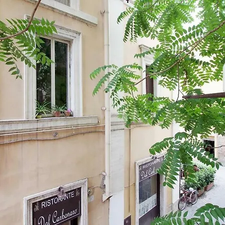 Apartment Trastevere Santa Cecilia Rome