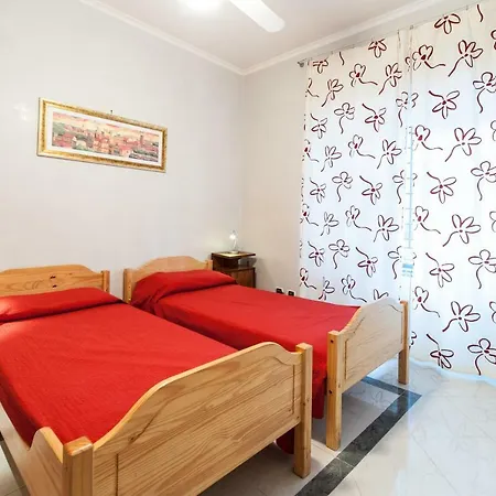 Mons Aureus Holiday home *