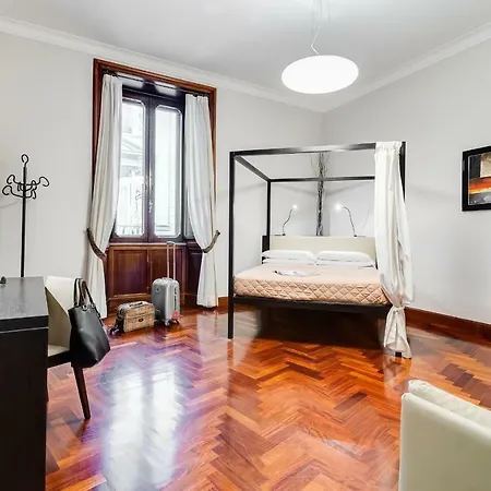 Apartment National *