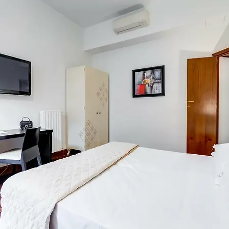 National Apartment *