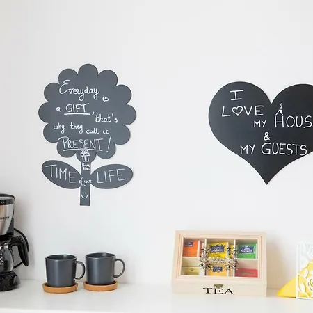 *****amorhome***** New Luxury In The Heart Of Apartment