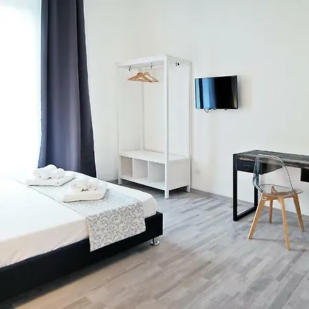 Pompeo Magno White Luxury Apartment *