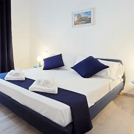 Pompeo Magno White Luxury Apartment Rome