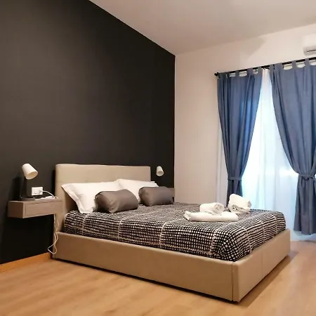 Chroma Italy - Doctor House Apartment *