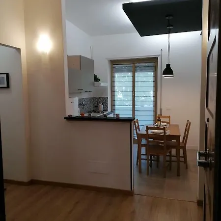 Chroma Italy - Doctor House Apartment *