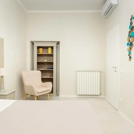 Suityrhome Rionemonti54 Apartment