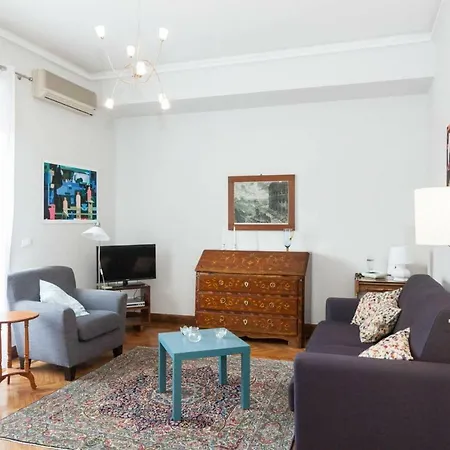 Charming Apartment Piazza Del Popolo Apartment