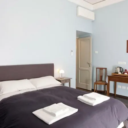 Bed & Breakfast Santi Quattro Al Colosseo Rome