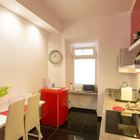 In Marco Aurelio Apartment Rome