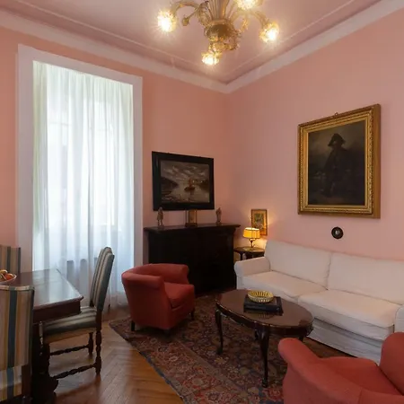Apartment Nizza Bourgeois Family Rome