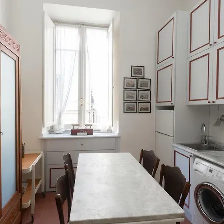 Nizza Bourgeois Family Apartment Rome