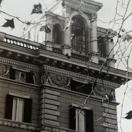 Elegant Attic With Terrace 1 Mt Subway. Nidoluisa * Rome