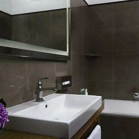 Una Deco 4* Rome