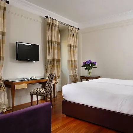 Una Deco 4* Rome
