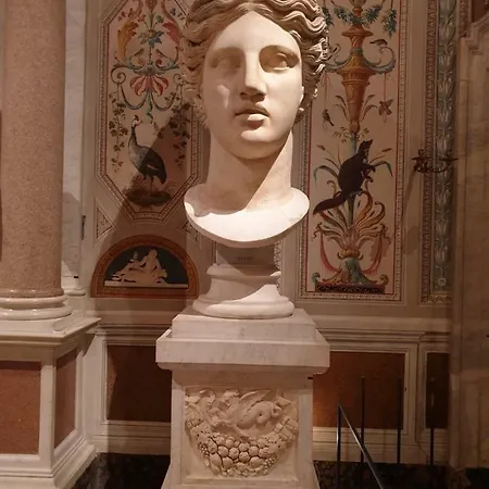 Borghese 42 Lägenhet