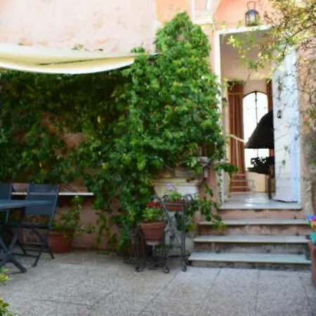 Elegant Attic With Terrace 1 Mt Subway. Nidoluisa Rome