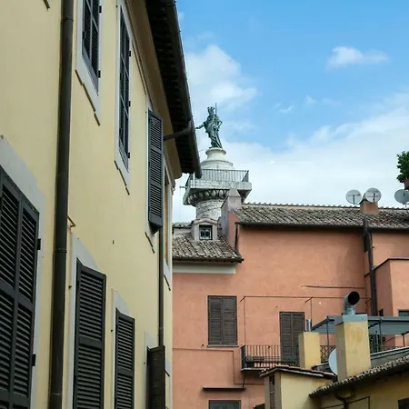 Guest house Hadrianus Temple - The Venue Collection Rome