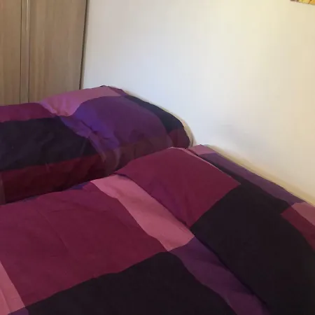 Female Dormitory For Only Female Bed & Breakfast *