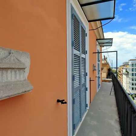 Apartment Houses&housesvedoroma Rome