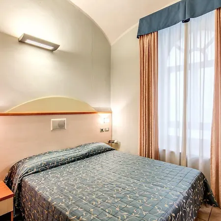 Casa Carra Guest house Rome