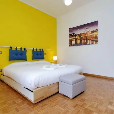 Rainbow Eur Apartment *