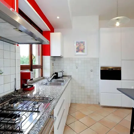 Apartment Rainbow Eur Rome