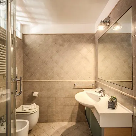 Trastevere Vintage 2 Bedroom 2nd Floor